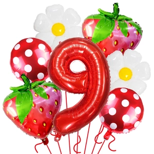Set di 7 palloncini fragola con un grande numero 9 rosso e palloncini a margherita in foil