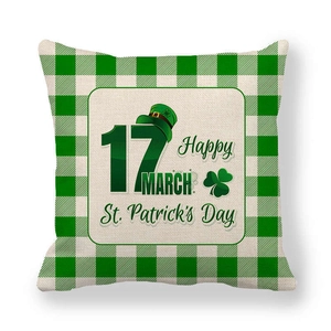 Dettaglio della trama del cuscino in lino con motivo scozzese verde per San Patrizio