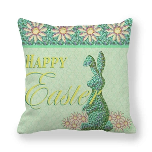 Dettaglio della federa pasquale in lino verde menta con coniglio di paillettes e Happy Easter