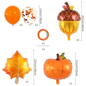 Set dettagliato di palloncini del Ringraziamento con foglie acero zucca e ghiande