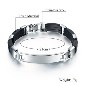 Detalle de una pulsera para hombre de 21 cm en acero inoxidable y resina negra