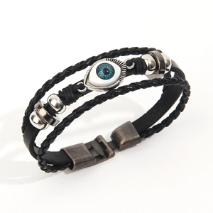 Bracciale multistrato in pelle vintage con ciondolo malocchio e perline di metallo