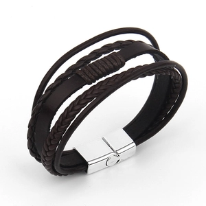 Bracelet multicouche en cuir tressé marron foncé pour homme avec fermoir magnétique