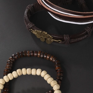 Ensemble de bracelets en cuir tressé vintage avec pendentif feuille et perles en bois