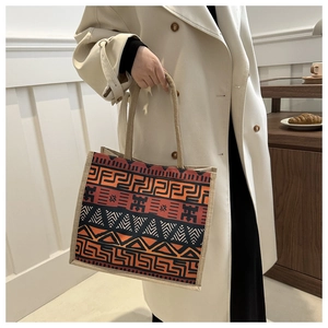 Ethnic style geometric pattern tote bag made of thick canvas with hemp rope handles