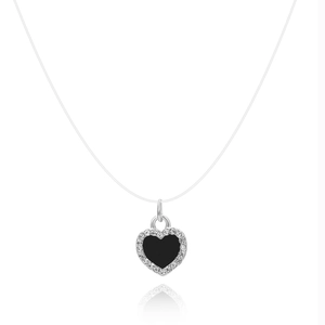 Collar con colgante de corazón negro y diamantes en hilo de pescar transparente