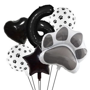 Détail du set de ballons numéro 6 thème animal avec empreintes pour anniversaire