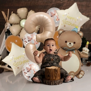Three-year-old birthday set with bear, daisy, and number 3 foil balloons in cream tones