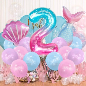 Kit déco 2e anniversaire sirène avec ballon chiffre 2 dégradé et coquillages roses