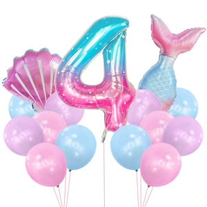 Kit fête sirène avec ballon chiffre 4 dégradé, queue de poisson et décorations bleues