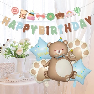 Dettaglio set palloncini compleanno orso con striscione happy birthday e stelle