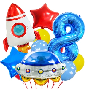 Details van ruimtevaart feestballonnen met raket, UFO en blauwe cijfer 8 folieballon