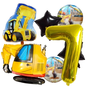 Baustellen-Party-Set mit Bagger-Ballon und goldener Sieben auf weißem Hintergrund