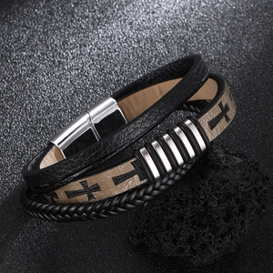 Men's leather braided bracelet with cross pattern and magnetic clasp in vintage style
