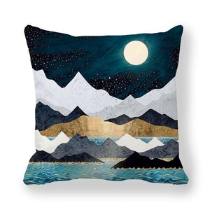 Détail du motif marbre de soleil et montagne sur housse de coussin en tissu peau de pêche