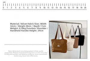 Specifiche dettagliate su dimensioni e colori per borsa tote capiente in velluto