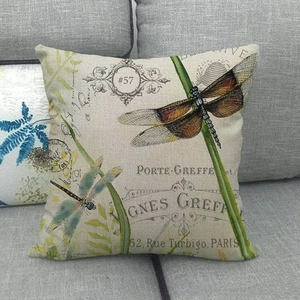 Housse de coussin en lin vintage avec motif libellule et cachets botaniques