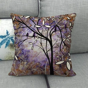 Abstrakter Baum und lila Vogel Ölgemälde Leinen Kissenhülle auf grauem Sofa