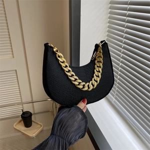Fashion Felt Hobo Bag For Women Vintage Half Moon Shoulder Bag With Gold Chain Strap Casual Crossbody Armpit Bag Trendy Purse