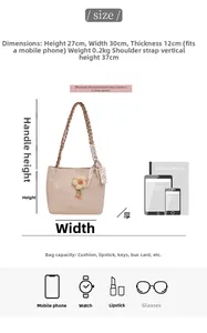 Size guide for woven handbag with dimensions and capacity showing interior space