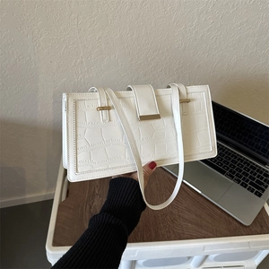 Retro Crocodile Pattern PU Leather Underarm Bag For Women Fashion Simple Shoulder Bag With Gold Metal Buckle Rectangular Purse