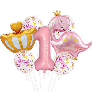Kit ballons dinosaure rose avec couronne dorée et ballons confettis pour fête