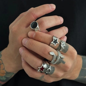 Set di anelli da uomo con serpente e stella luna in stile vintage street punk color argento