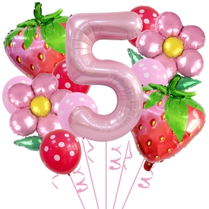 Aardbei en bloem ballonset voor 5e verjaardag met een groot roze cijfer 5 ballon