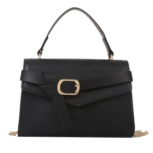 Sac à bandoulière minimaliste en cuir PU noir avec boucle décorative et chaîne dorée