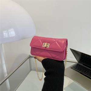 Women Fashion Quilted Crossbody Bag PU Leather Metal Chain Shoulder Bag Retro Casual Small Square Bag With Lock Closure