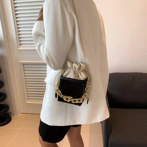 Women's chic contrast bucket bag with black crocodile pattern leather and gold chain strap