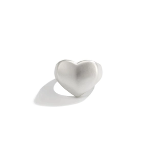 Minimalist silver heart ring with matte brushed finish in a 3D geometric open design