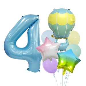 Kit ballons macaron avec grand chiffre 4, montgolfière et étoiles dégradées pour fête