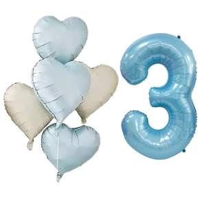 Kit ballon bleu chiffre 3 géant avec quatre ballons en cœur métallisés pour les fêtes