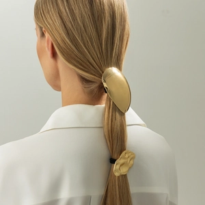 Ensemble d'accessoires de cheveux dorés géométriques avec finitions lisses et plissées