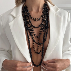 Fashionable multilayer baroque pearl necklace set with black beads and gold chains