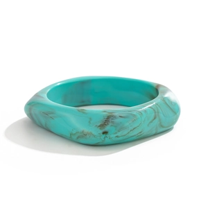 Bracelet jonc épais en résine turquoise avec motifs marbrés marrons sur fond blanc