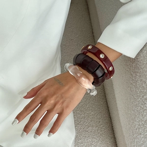 Ensemble de bracelets vintage en résine bordeaux et acrylique pour femmes