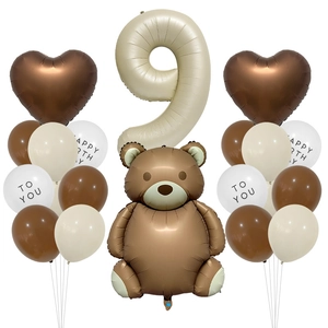 Set di palloncini orsetto con numero 9 crema e cuori cioccolato per decoro compleanno