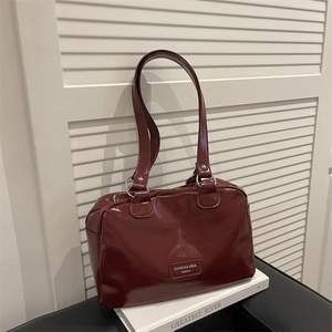 Women Oil Wax Leather Shoulder Bag Large Capacity Glossy PU Handbag Retro Urban Simple Tote Bag For Daily Office Use