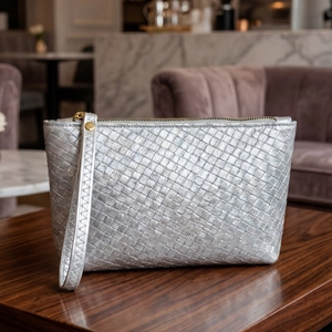 Women Fashion Woven PU Leather Handbag Minimalist Wristlet Clutch Bag With Gold Zipper For Party Daily Large Capacity