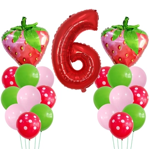 Détails du kit ballons 6ème anniversaire thème fraise avec grand chiffre rouge et décorations