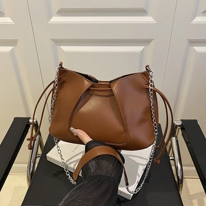 Women Fashion Pleated Drawstring Shoulder Bag Silver Chain Strap PU Leather Crossbody Tote Bag For Daily Office Minimalist
