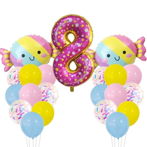 Buntes Folienballon-Set Nummer 8 mit Süßigkeiten-Deko für Kinder-Geburtstagsfeiern