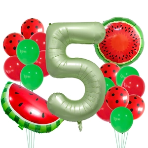 Set detallado de globos de sandía con un gran globo de papel de aluminio verde número 5