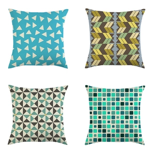 Set di quattro fodere per cuscini in lino con motivi geometrici blu e verdi