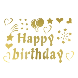 Detail van gouden Happy Birthday-stickers met sterren en harten voor party decoratie
