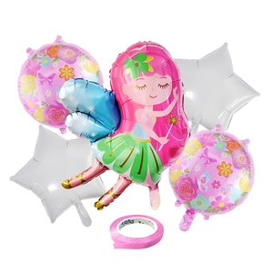 Detalle del set de globos de hada con estrellas y decoraciones de flores