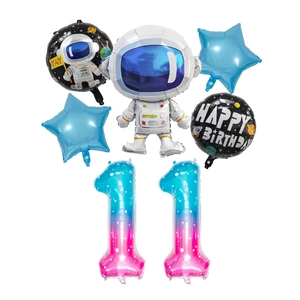 Set de globos de cumpleaños de astronauta con astronauta gigante y números 11 degradados