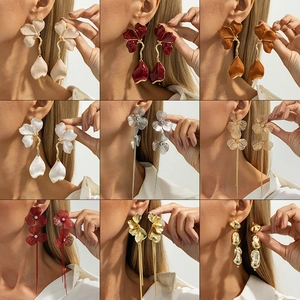 Flower Drop Earrings Alloy Copper Rhinestone Long Tassel Hollow Enamel Vintage Women With Steel Earring Post